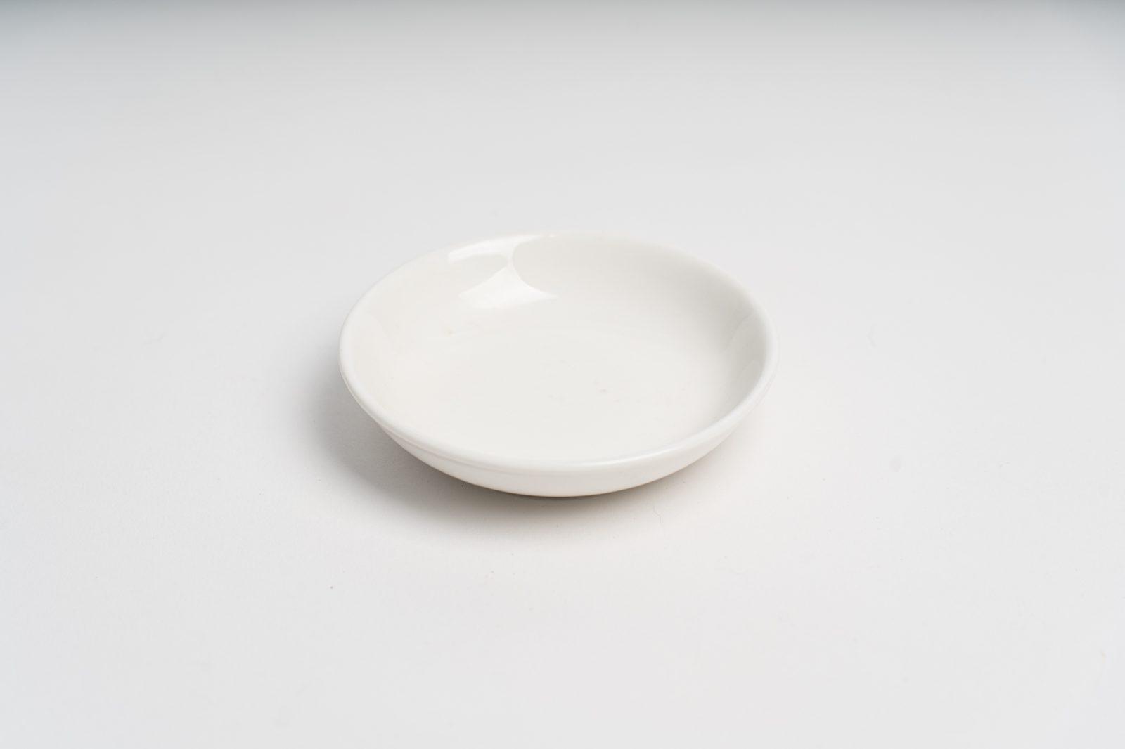 白色陶瓷醬料碟