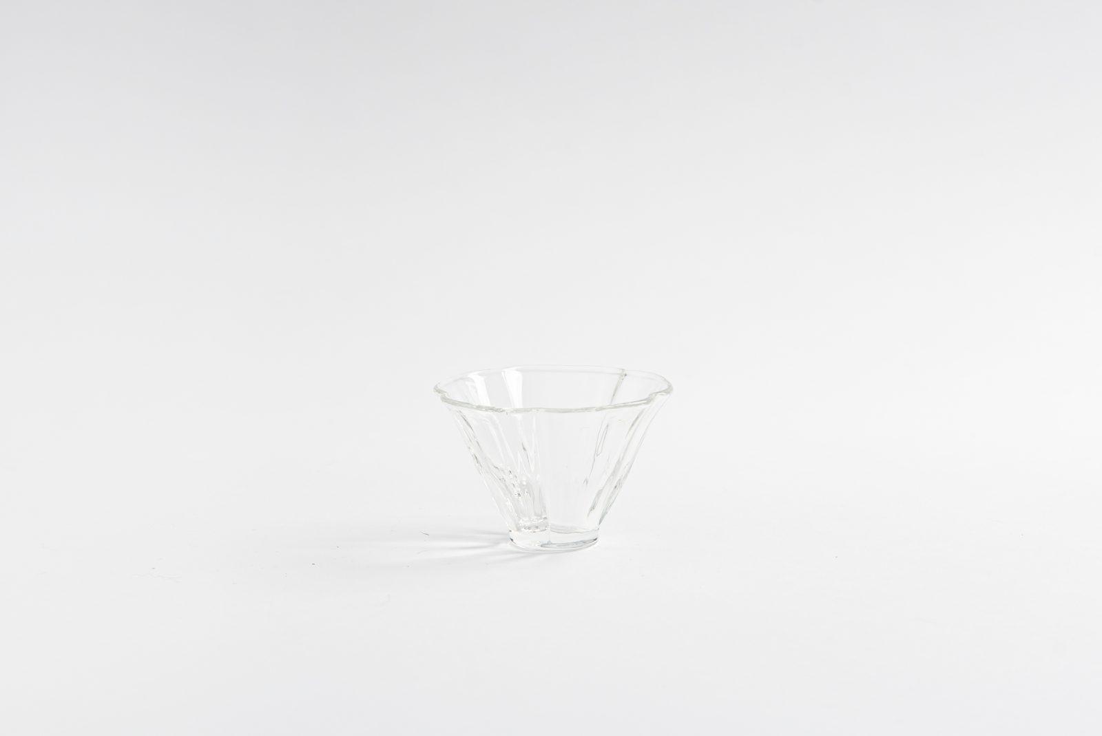 花型玻璃茶杯
